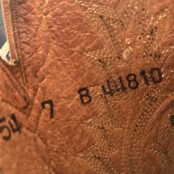 Women’s 1883 Lucchese lizard skin boots 7B - Picture 3 of 7